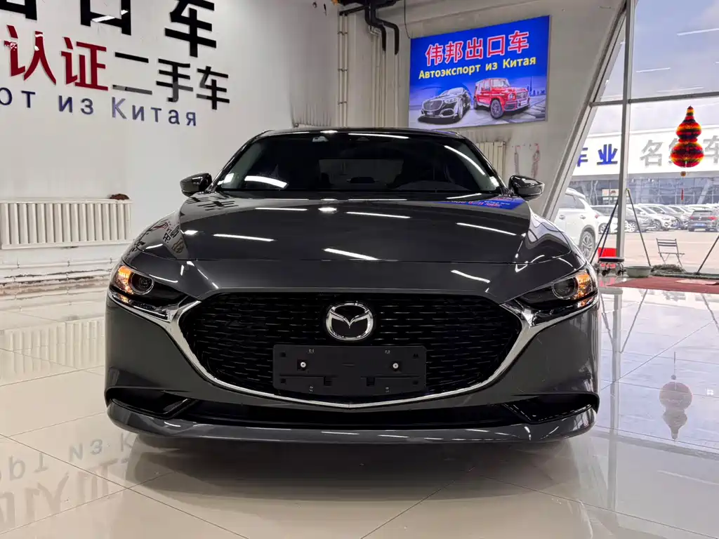 Mazda 3 Axela 2023