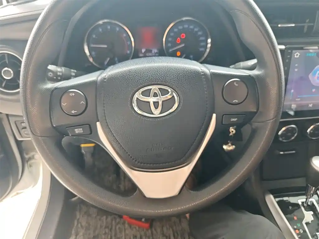 Toyota Corolla 2019 — фото 11