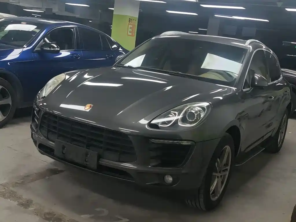 Porsche Macan 2016
