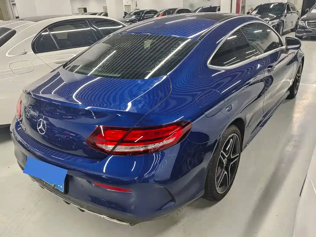 Mercedes-Benz C-Class 2021