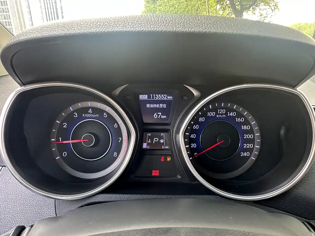 Hyundai Elantra Langdong 2018 — фото 16
