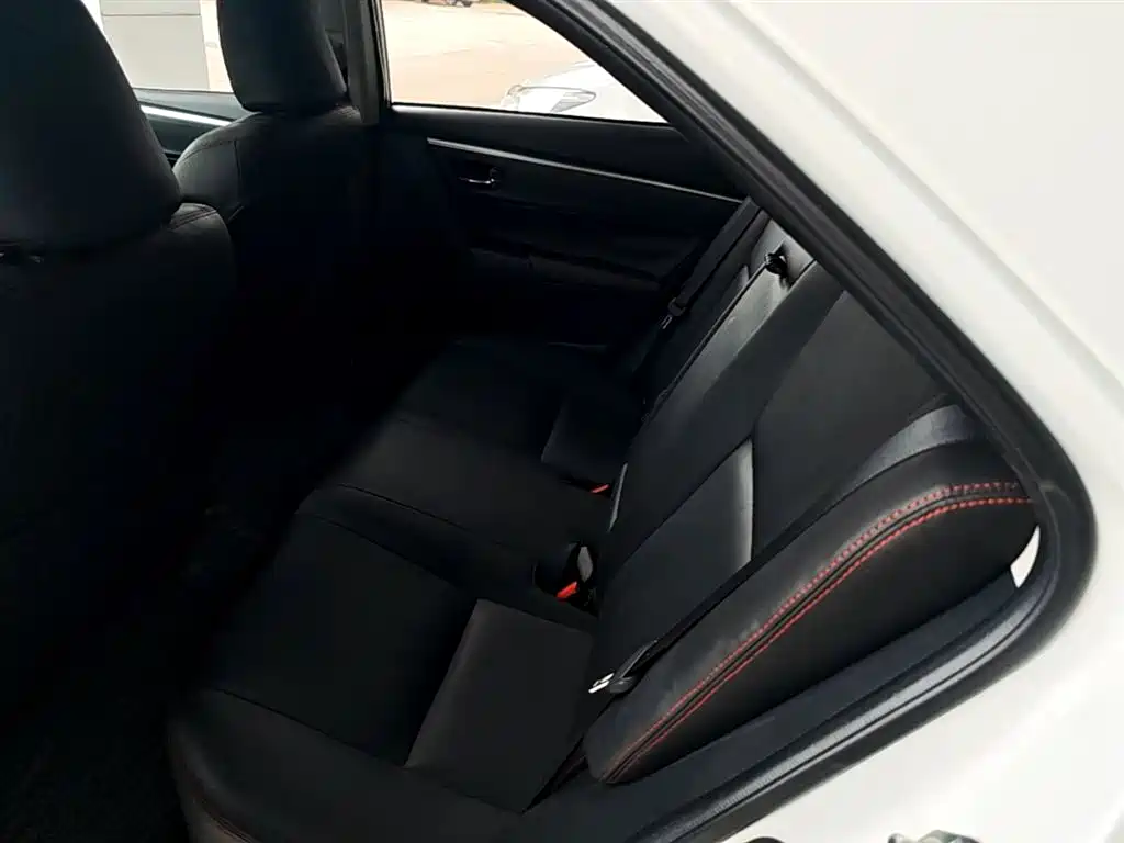 Toyota Corolla 2019 — фото 16