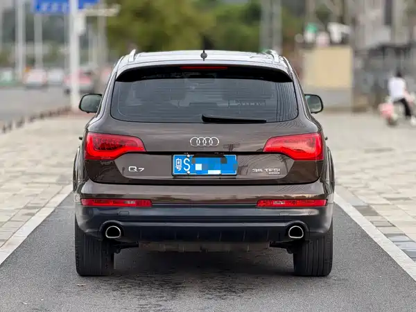 Audi Q7 2015