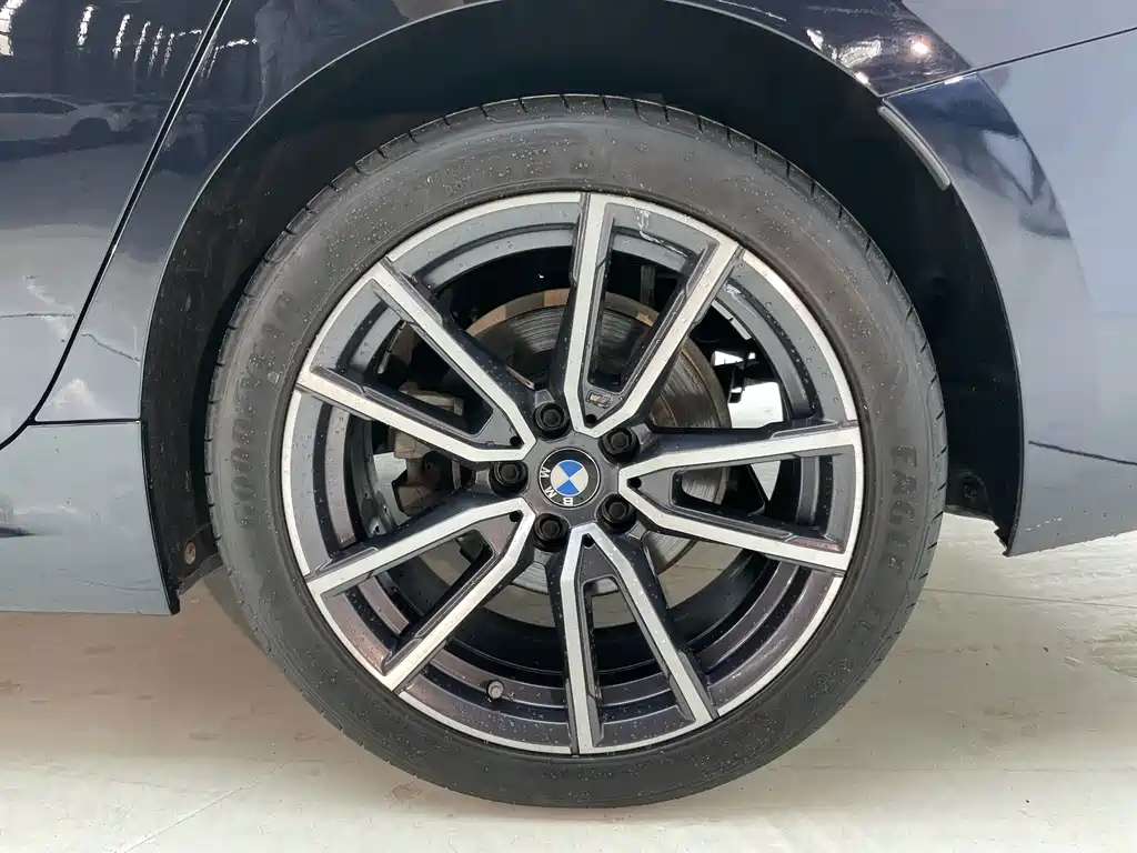 BMW 3 Series 2022 — фото 11