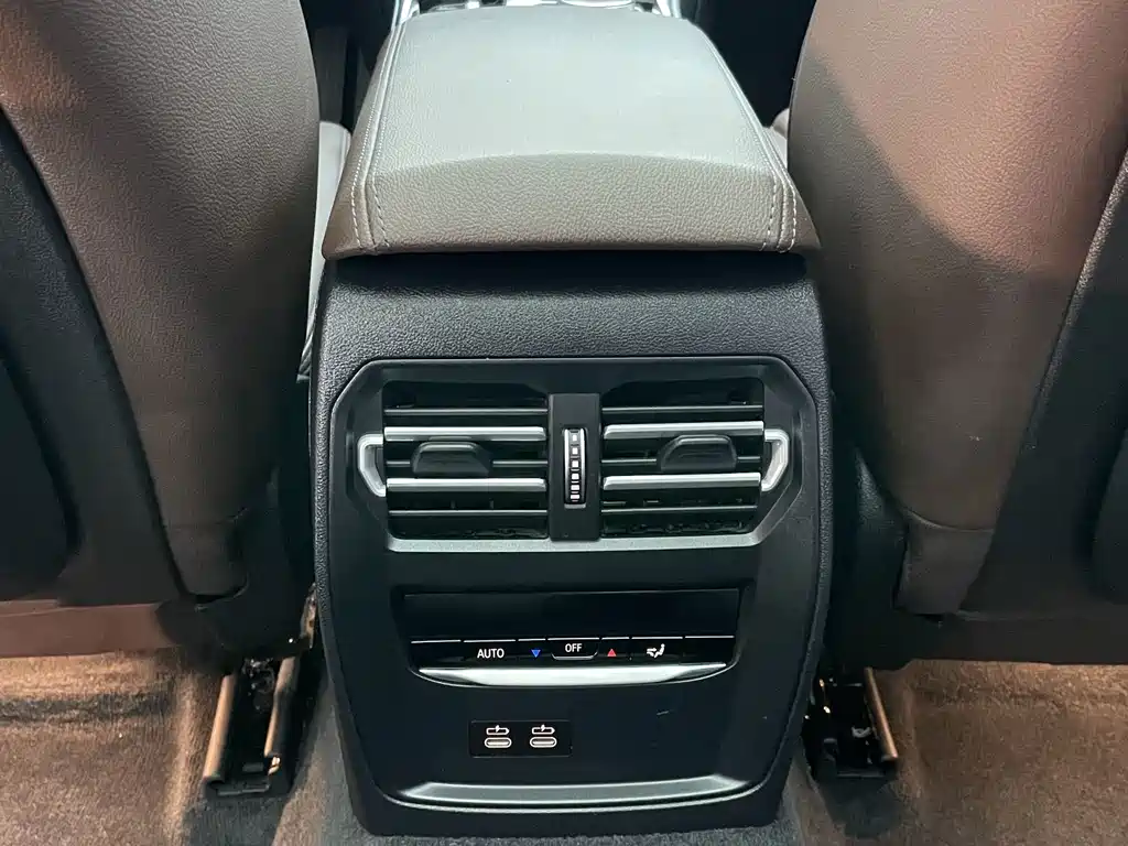 BMW 3 Series 2022 — фото 15