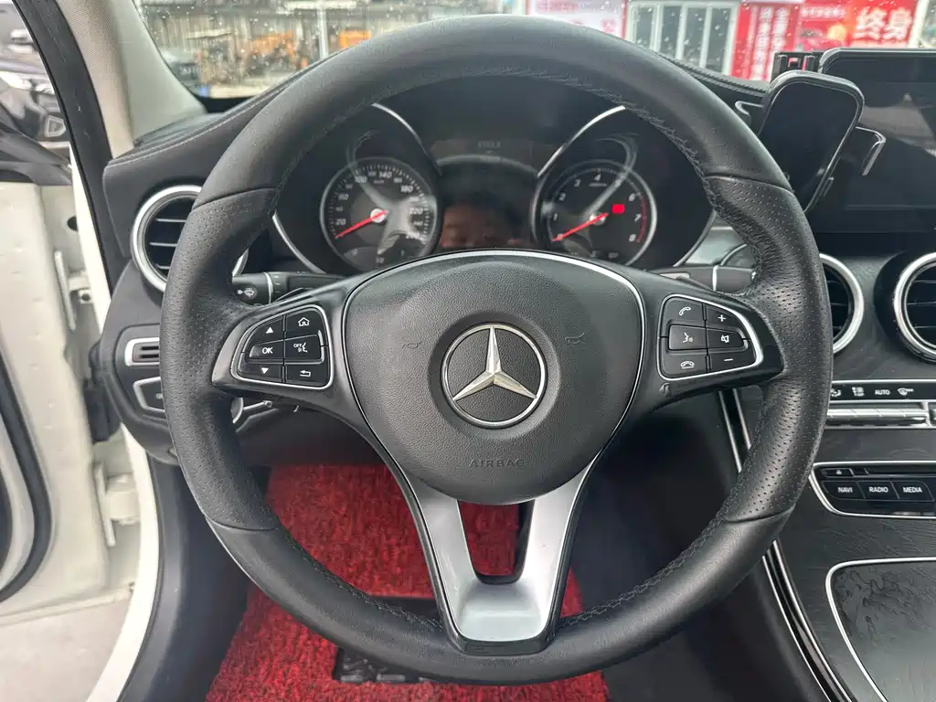 Mercedes-Benz C-Class 2018 — фото 12