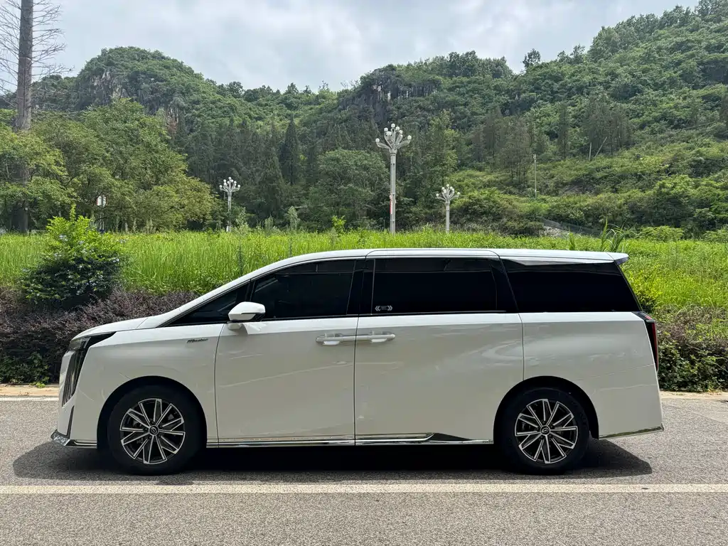 GAC Motor Trumpchi M8 2025