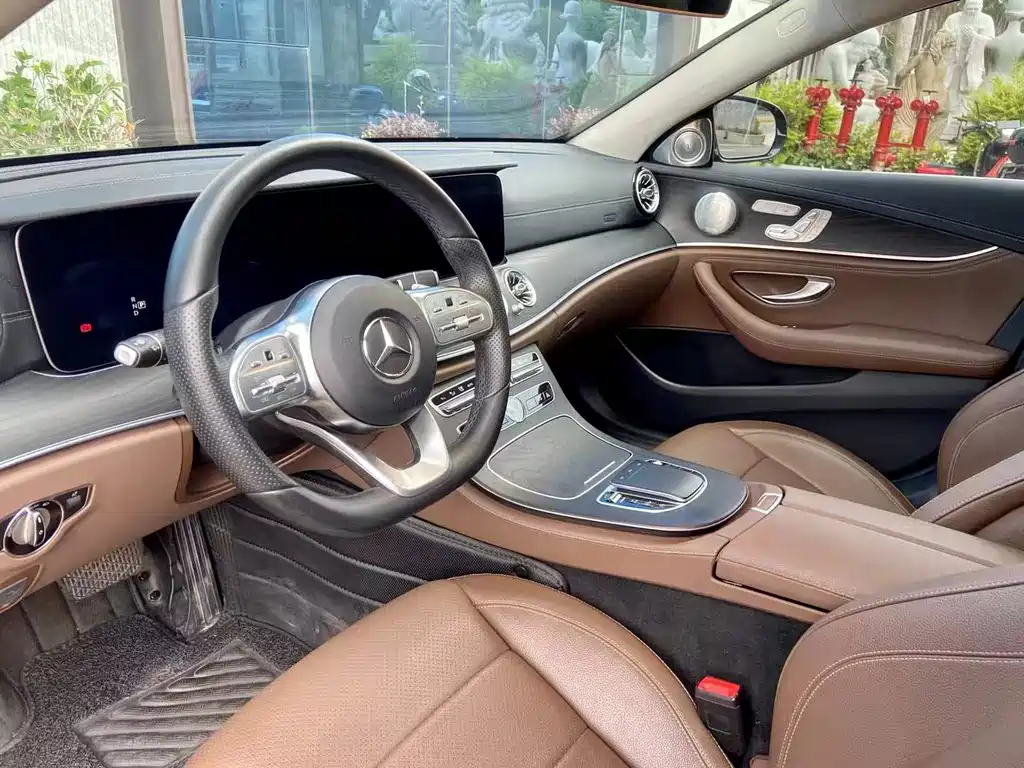 Mercedes-Benz E-Class 2019 — фото 7