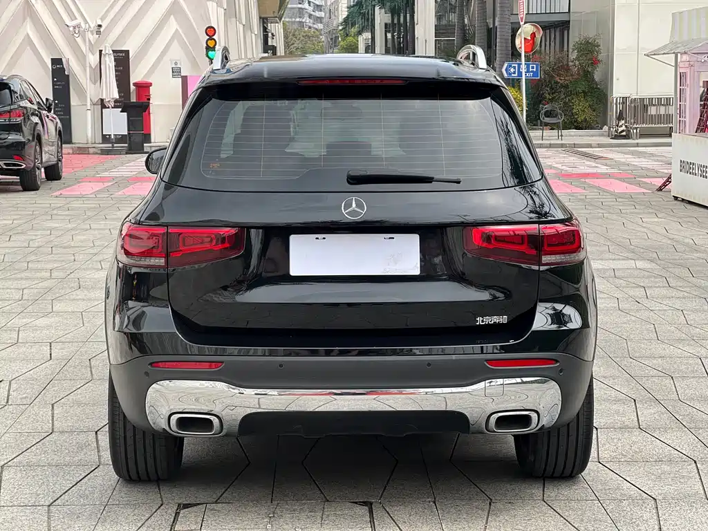 Mercedes-Benz GLB 2023 — фото 5