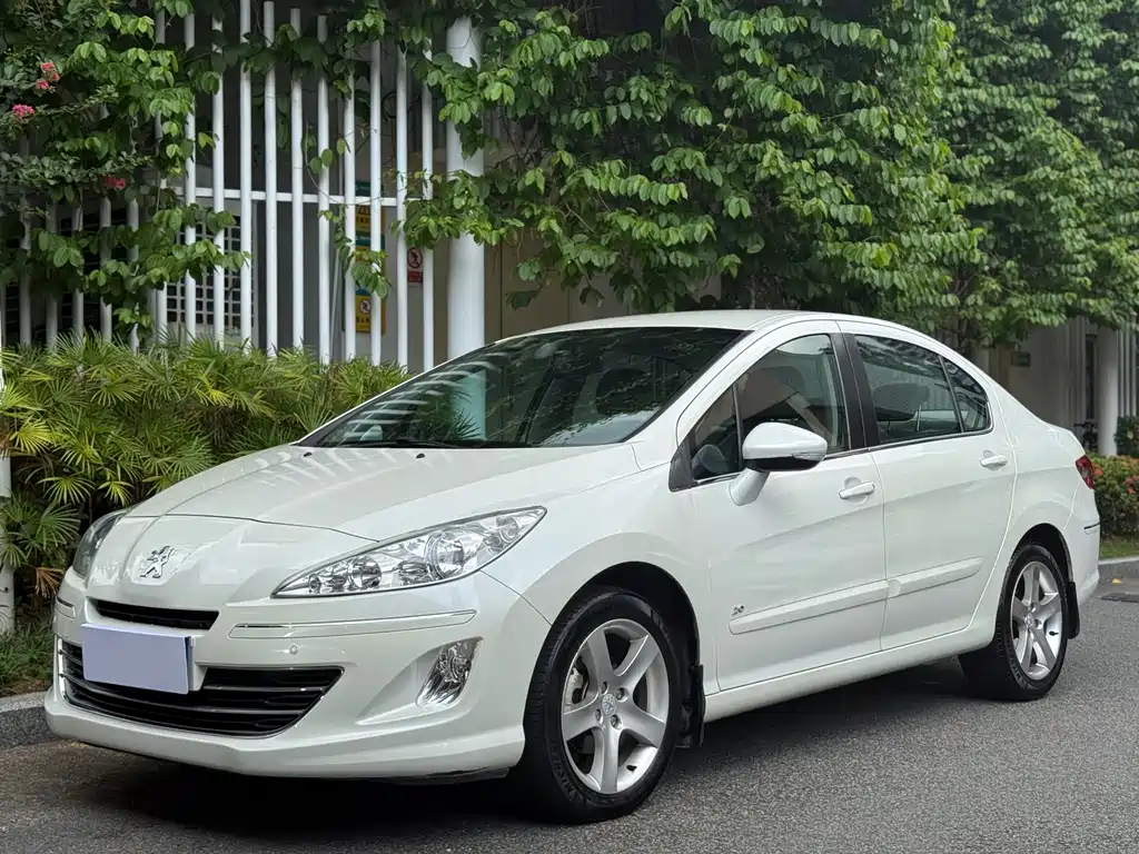 Peugeot 408 2013