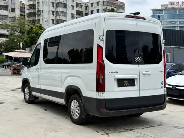 Maxus V80 2022