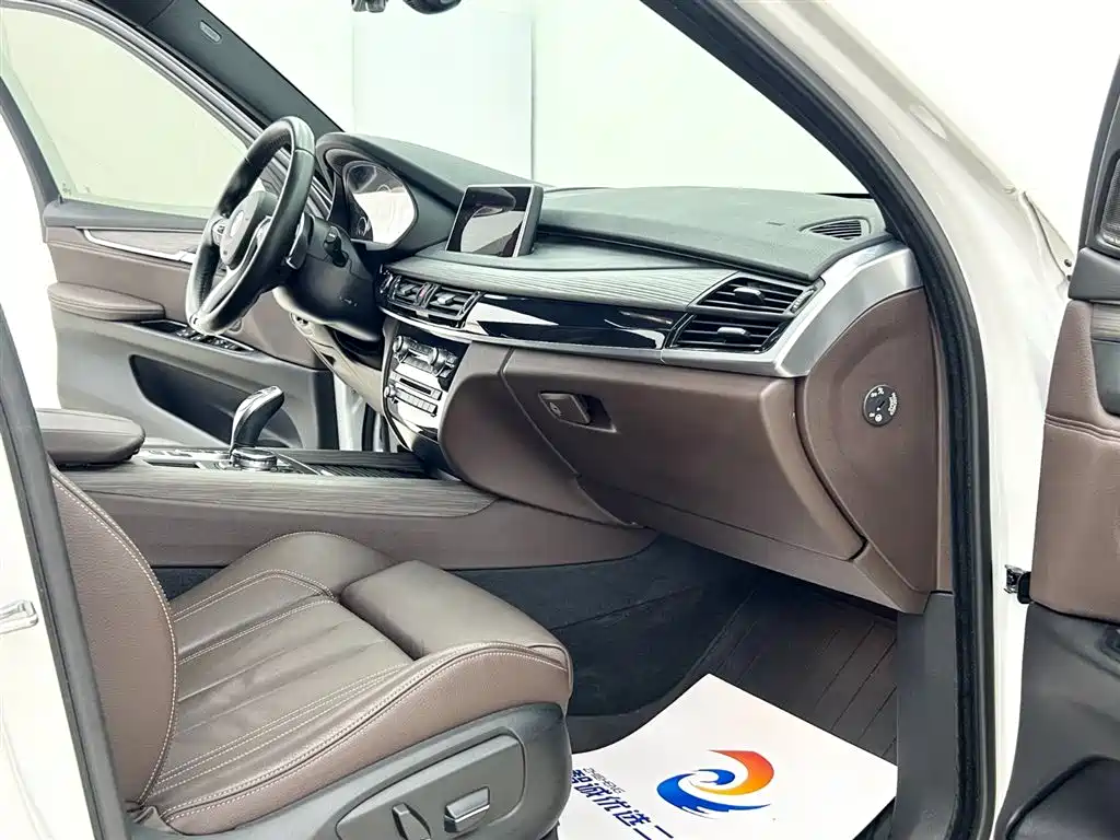 BMW X5 2015 — фото 8