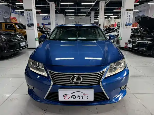 Lexus ES 2014