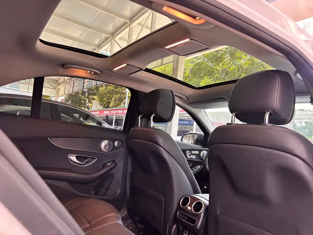 Mercedes-Benz C-Class 2021 — фото 14