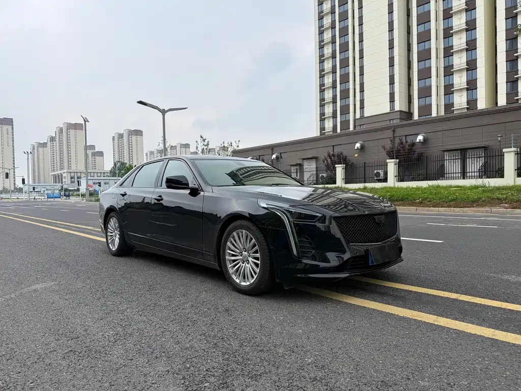 Cadillac CT6 2020 — фото 1