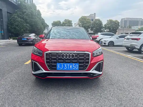 Audi Q2L 2022
