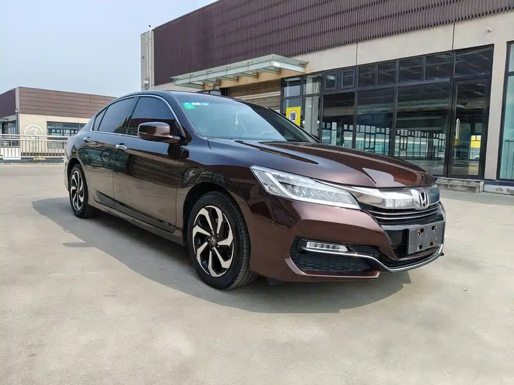 Honda Accord 2016 — фото 3