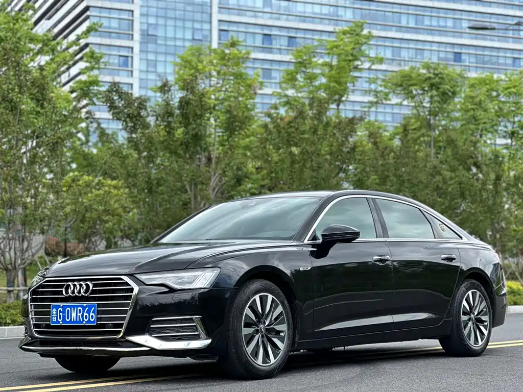 Audi A6L 2020 — фото 1
