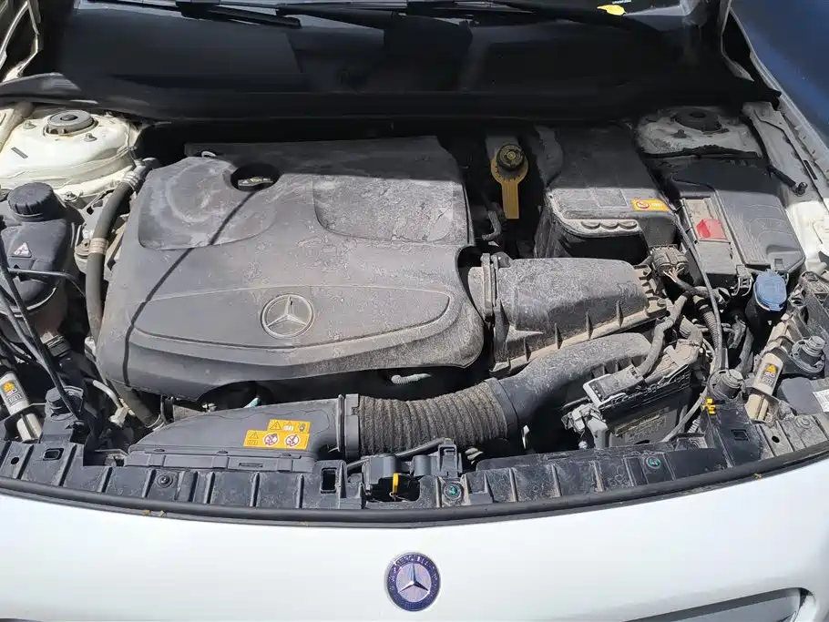 Mercedes-Benz GLA 2015 — фото 10