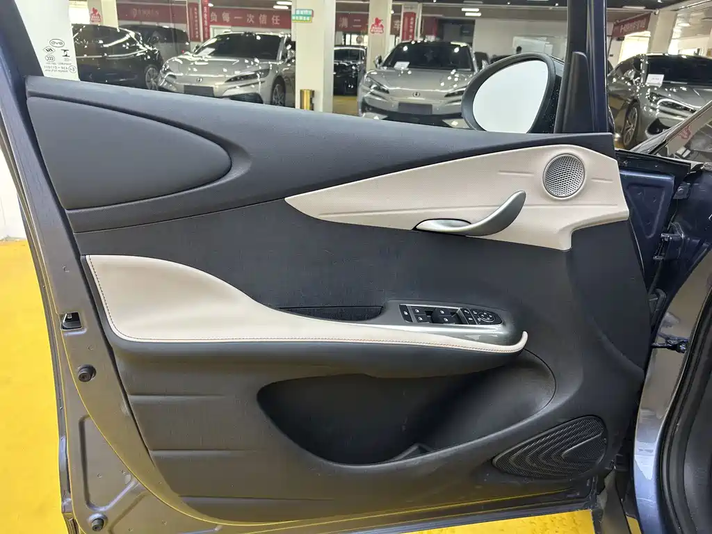 BYD Dolphin 2026