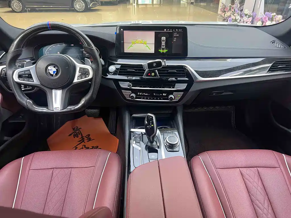 BMW 5 Series 2022 — фото 14
