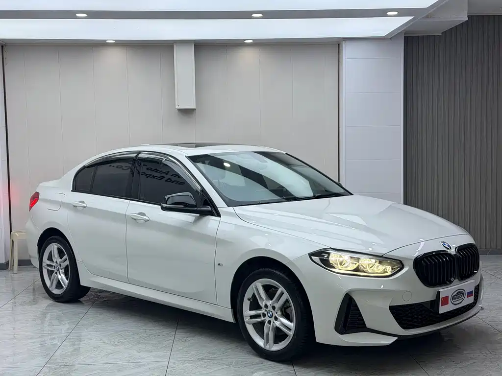 BMW 1 Series 2022