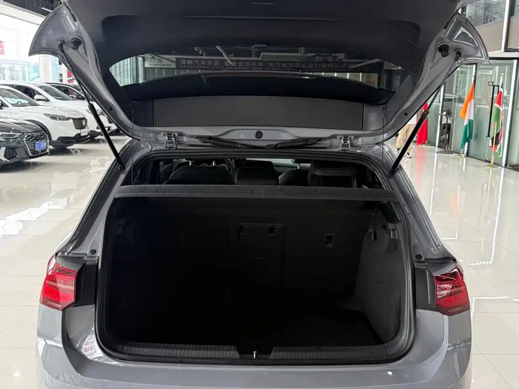 Volkswagen Golf 2022