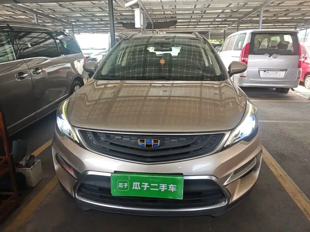 Geely Emgrand GS 2018 — фото 3