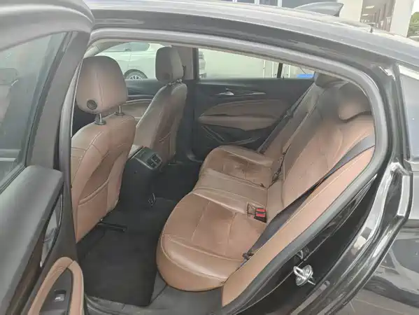 Buick Regal 2019