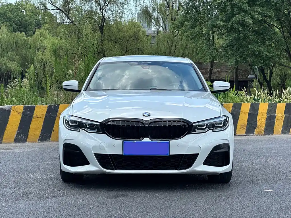 BMW 3 Series 2020