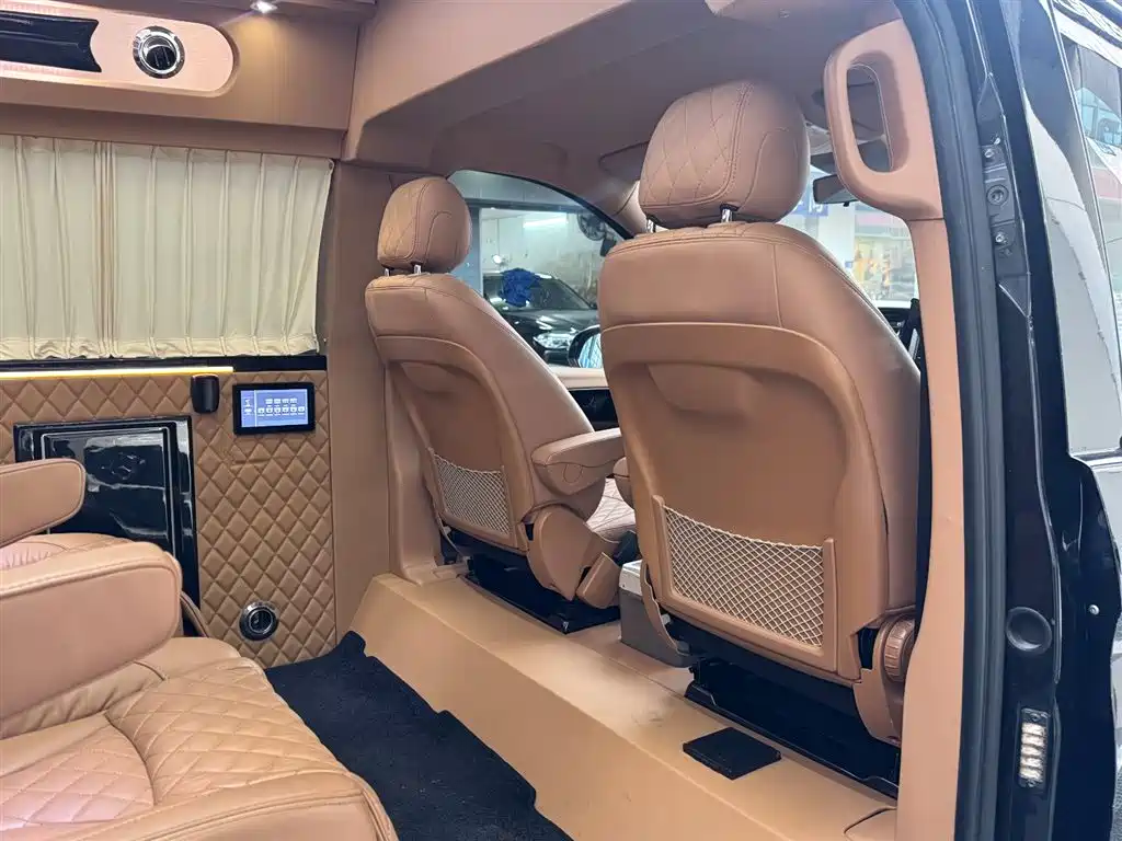 Mercedes-Benz Vito 2017 — фото 14
