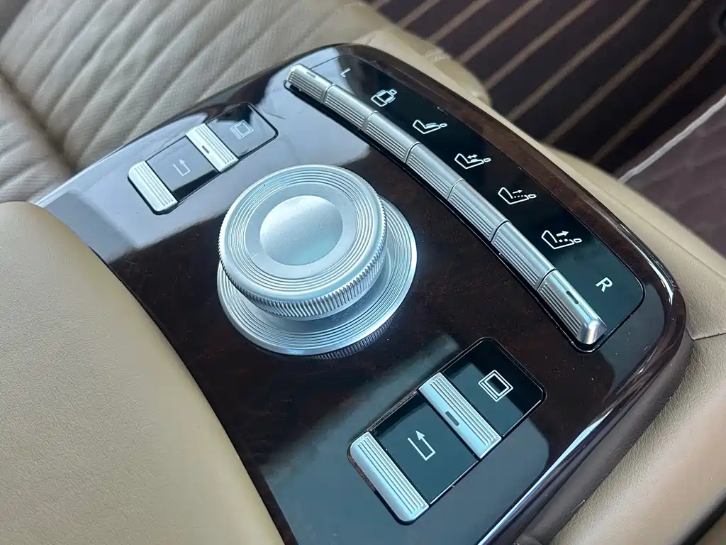 Mercedes-Benz S-Class 2008 — фото 19