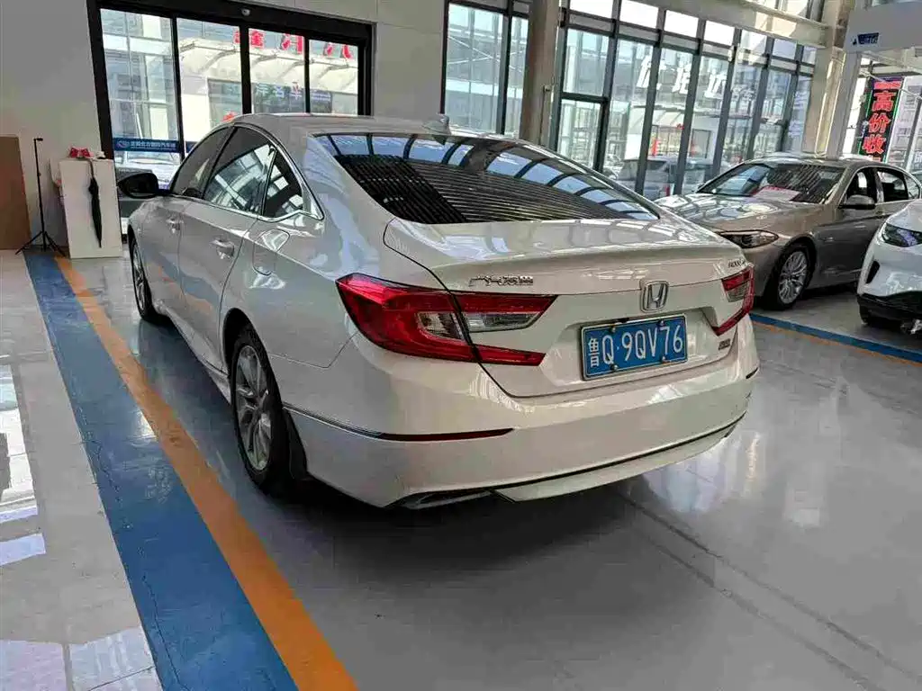 Honda Accord 2020 — фото 3