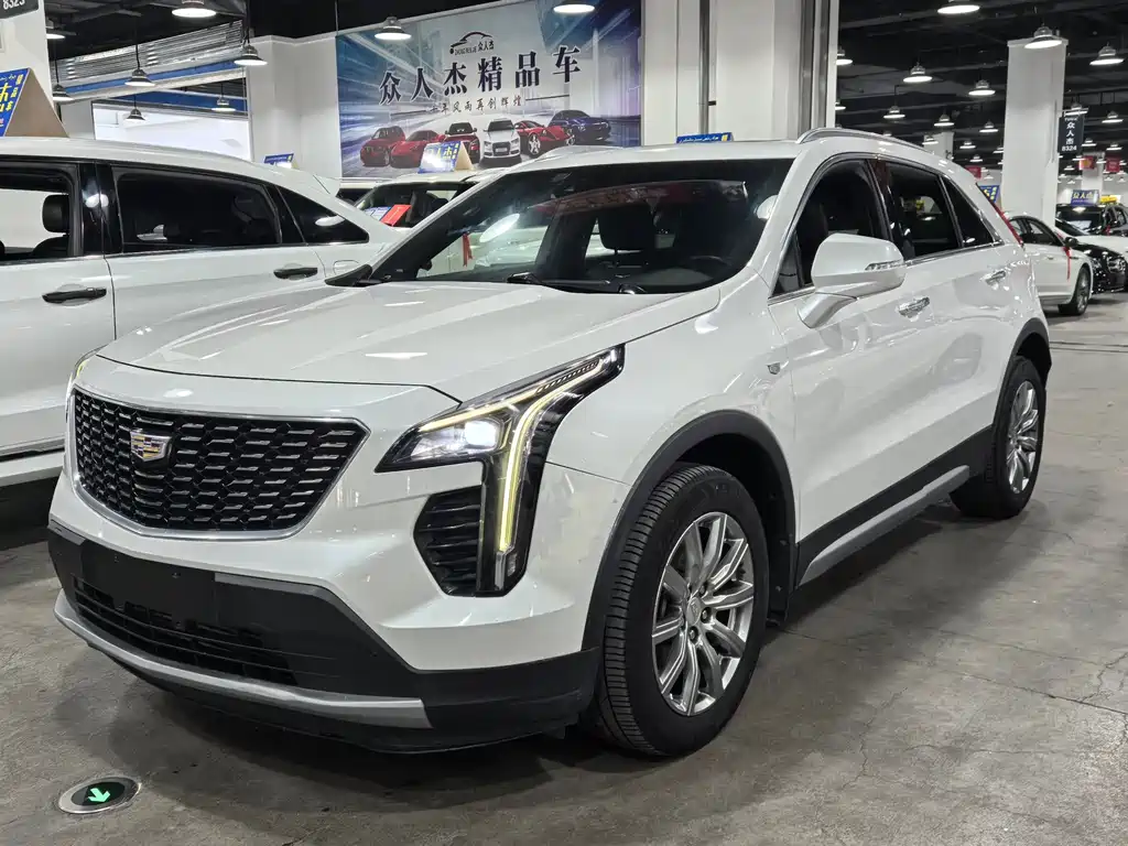 Cadillac XT4 2019 — фото 2