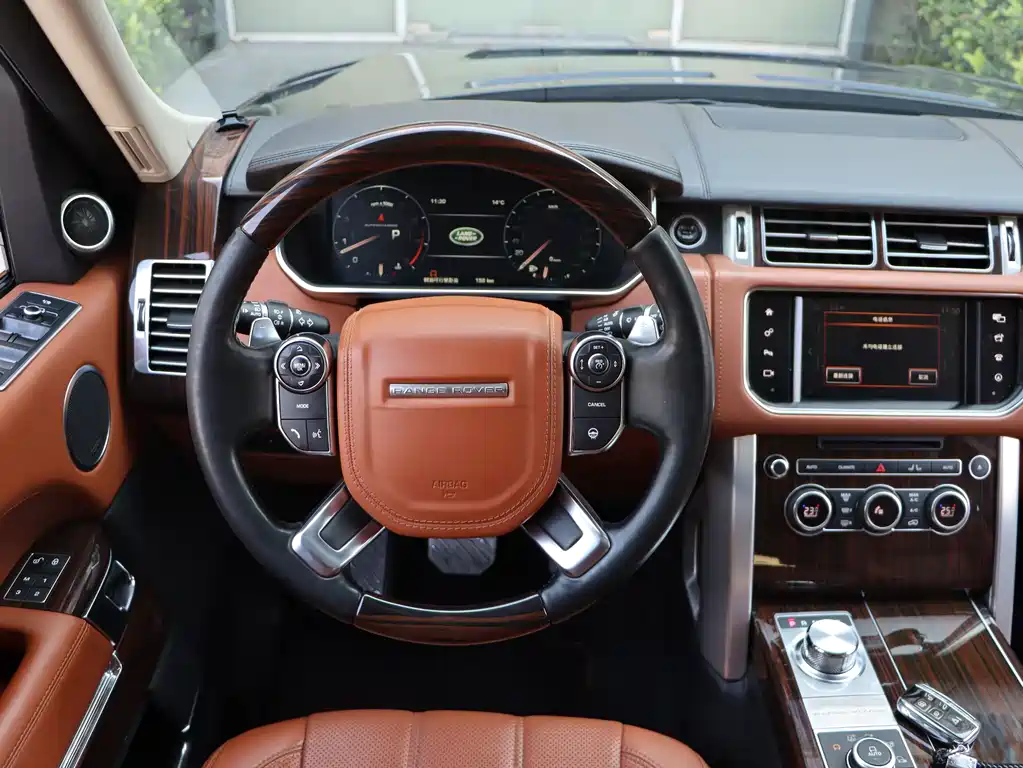 Land Rover Range Rover 2016 — фото 11