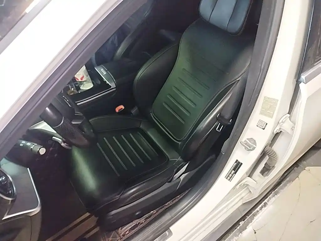 Mercedes-Benz C-Class 2022 — фото 15
