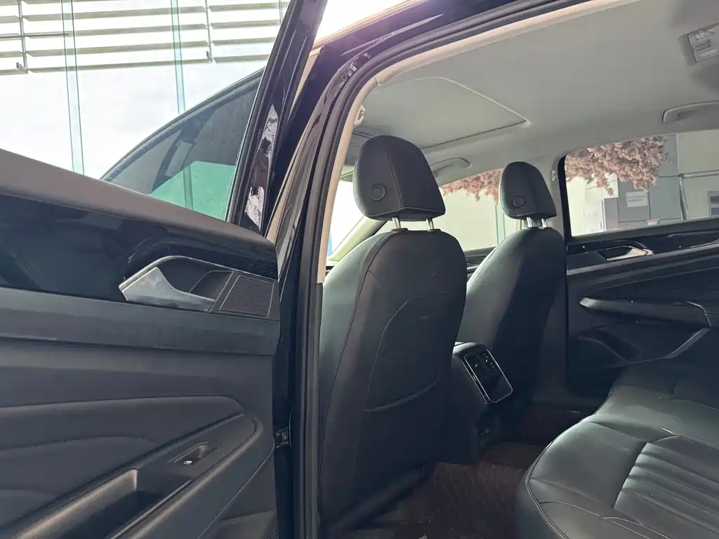 Volkswagen Passat 2023
