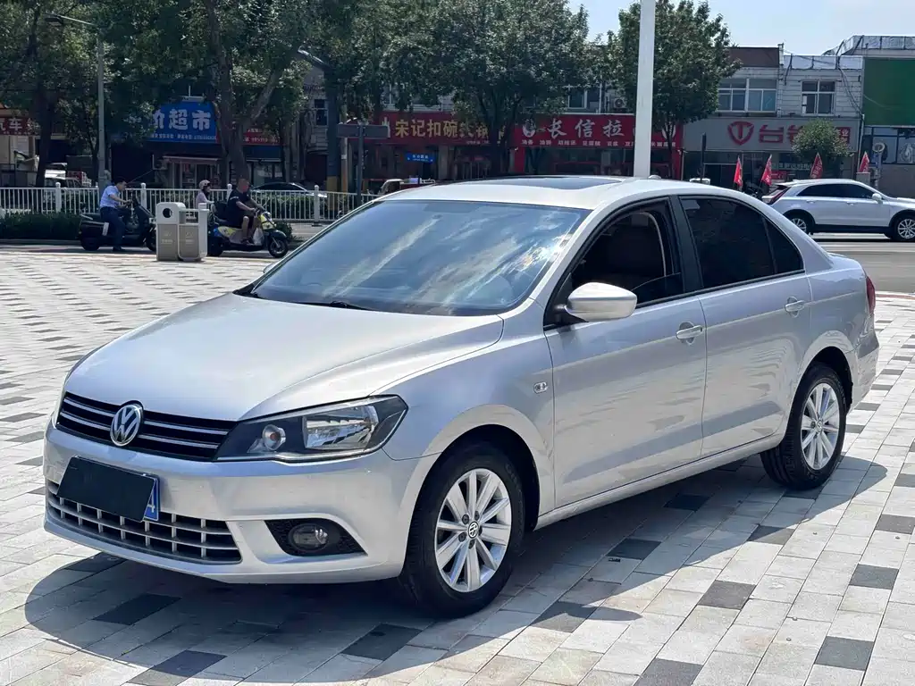 Volkswagen Jetta 2015 — фото 1