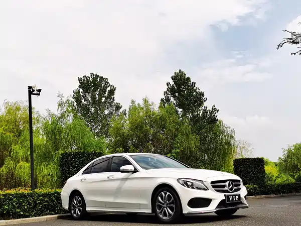 Mercedes-Benz C-Class 2016