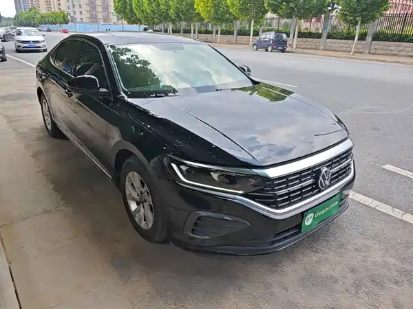 Volkswagen Passat 2022