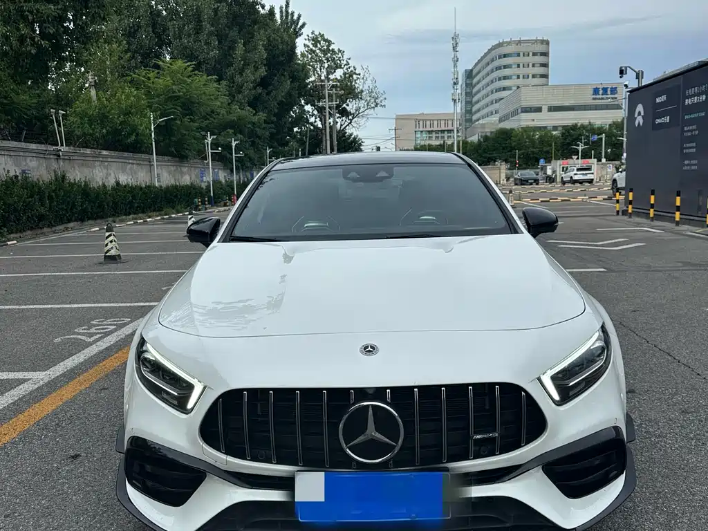 Mercedes-Benz A-Class AMG 2023 — фото 2
