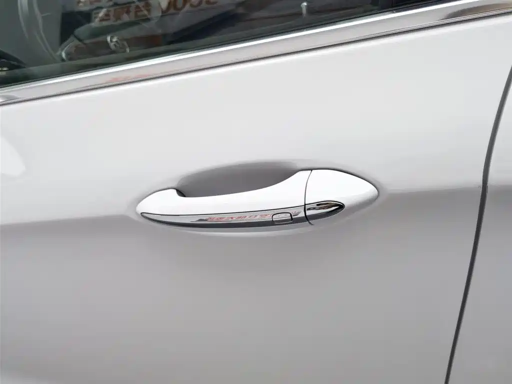 Buick Envision Plus 2021 — фото 18