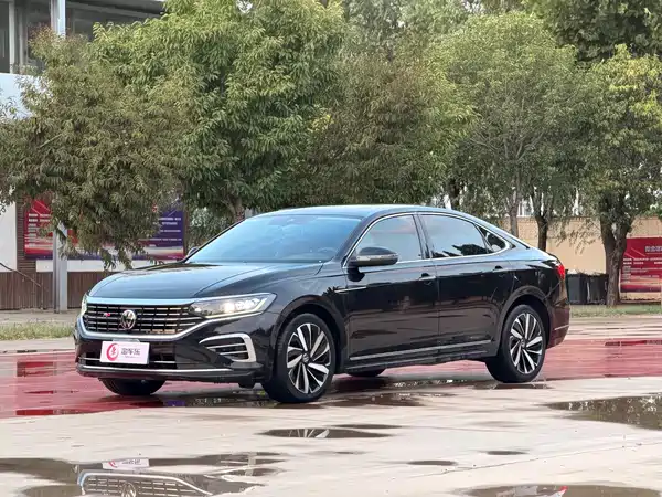 Volkswagen Passat 2022