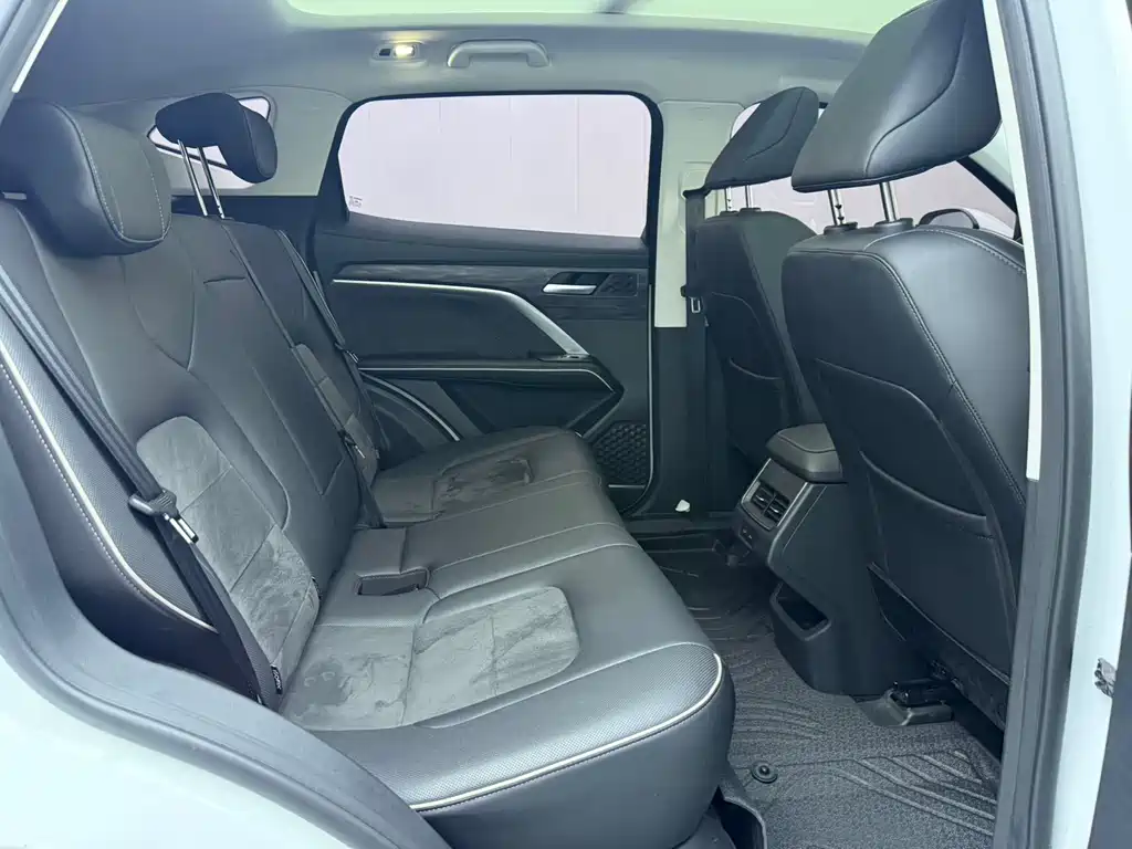 Haval H6 2023 — фото 10