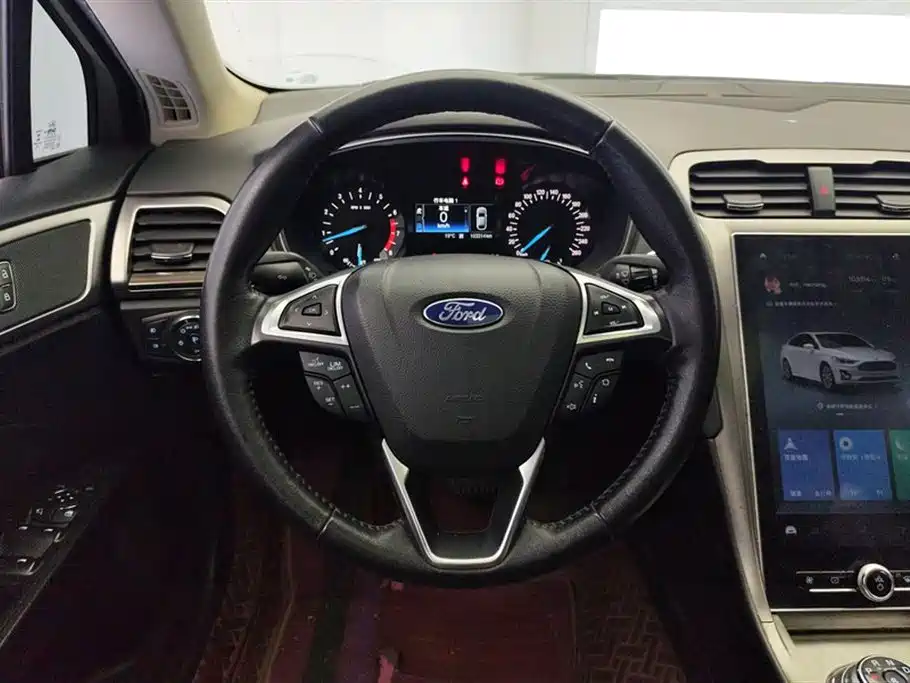 Ford Mondeo 2021 — фото 15