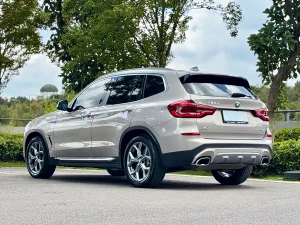BMW X3 2021
