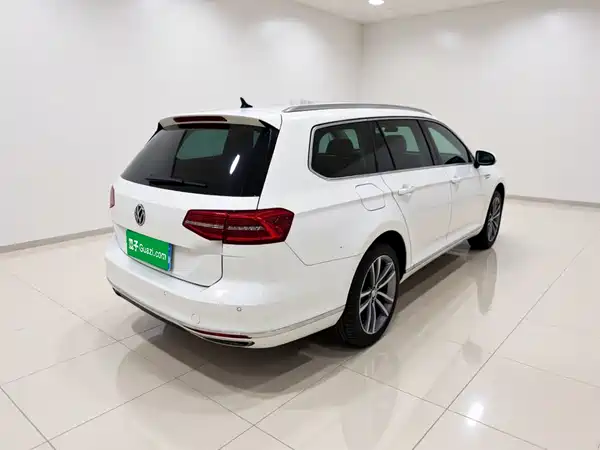 Volkswagen Viloran 2018