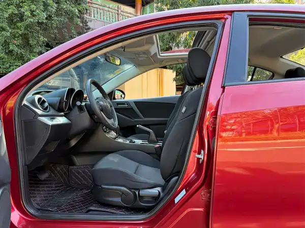 Mazda 3 Xingcheng 2016