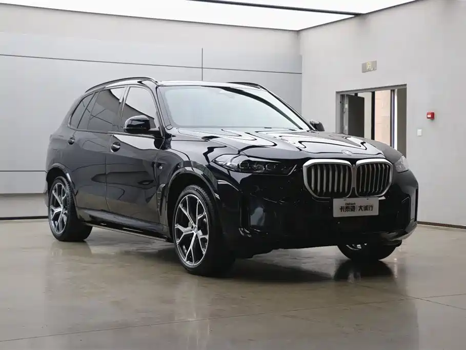 BMW X5 2025 — фото 25