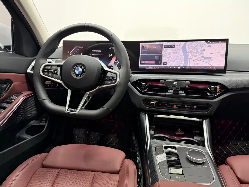 BMW 3 Series 2025 — фото 10